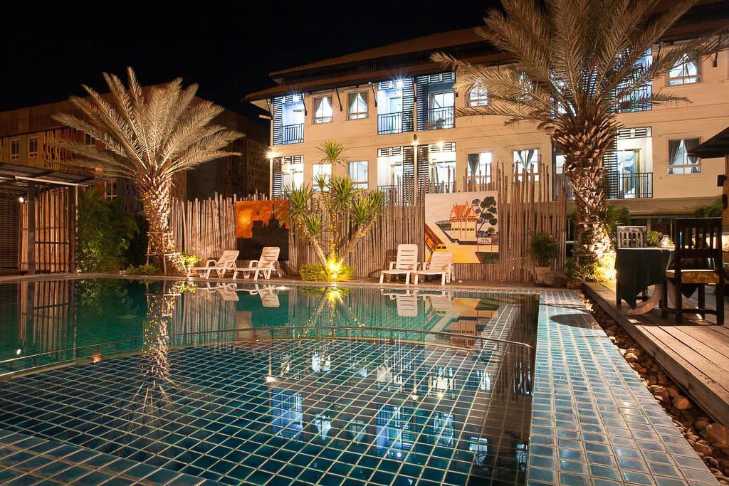 Season Palace Huahin Hotel Cha-Am Bagian luar foto