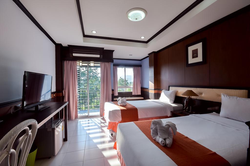 Season Palace Huahin Hotel Cha-Am Bagian luar foto