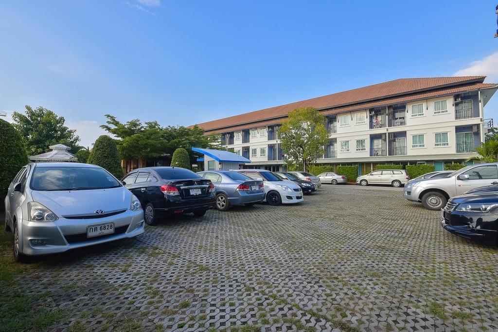 Season Palace Huahin Hotel Cha-Am Bagian luar foto