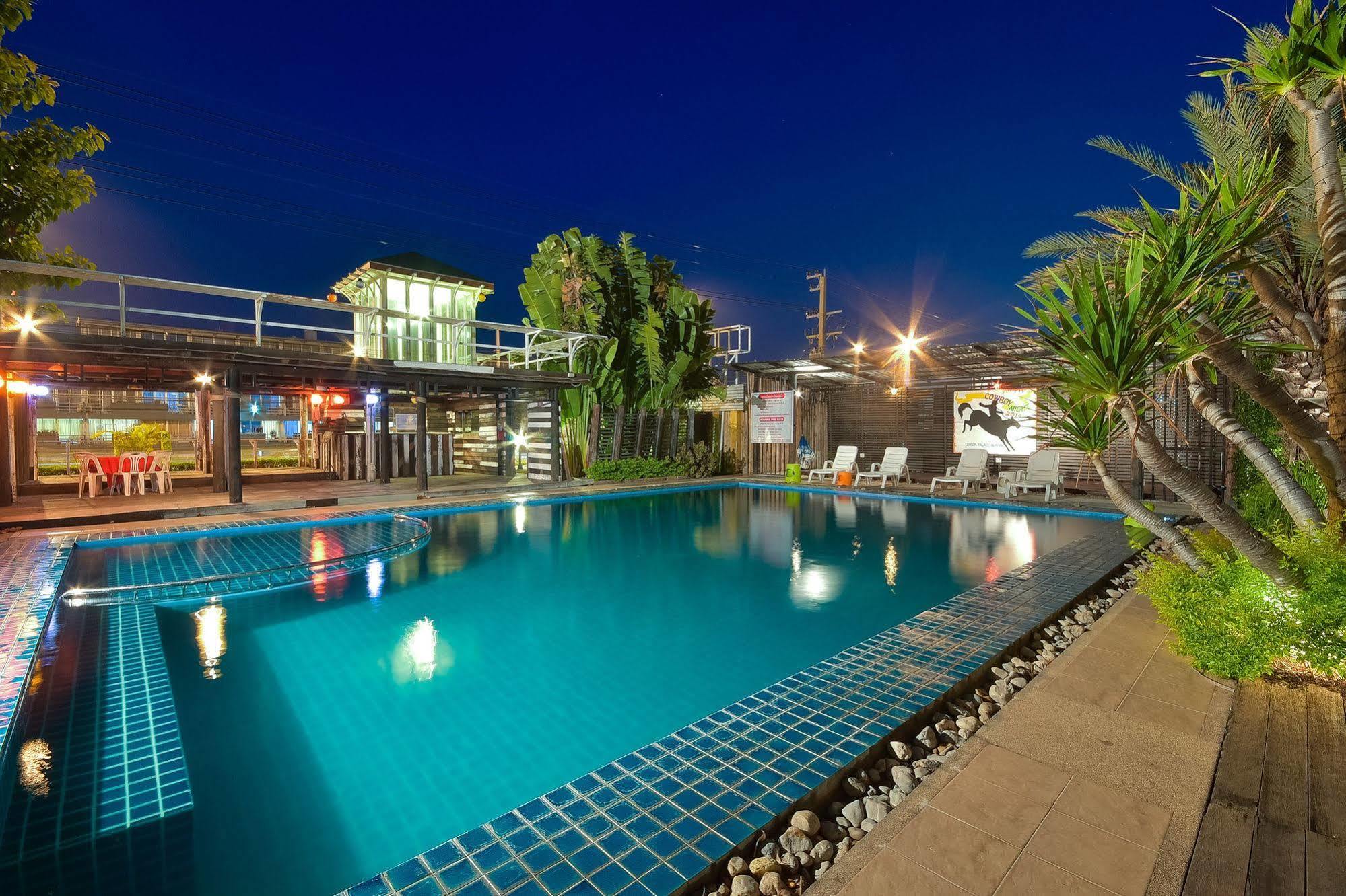 Season Palace Huahin Hotel Cha-Am Bagian luar foto