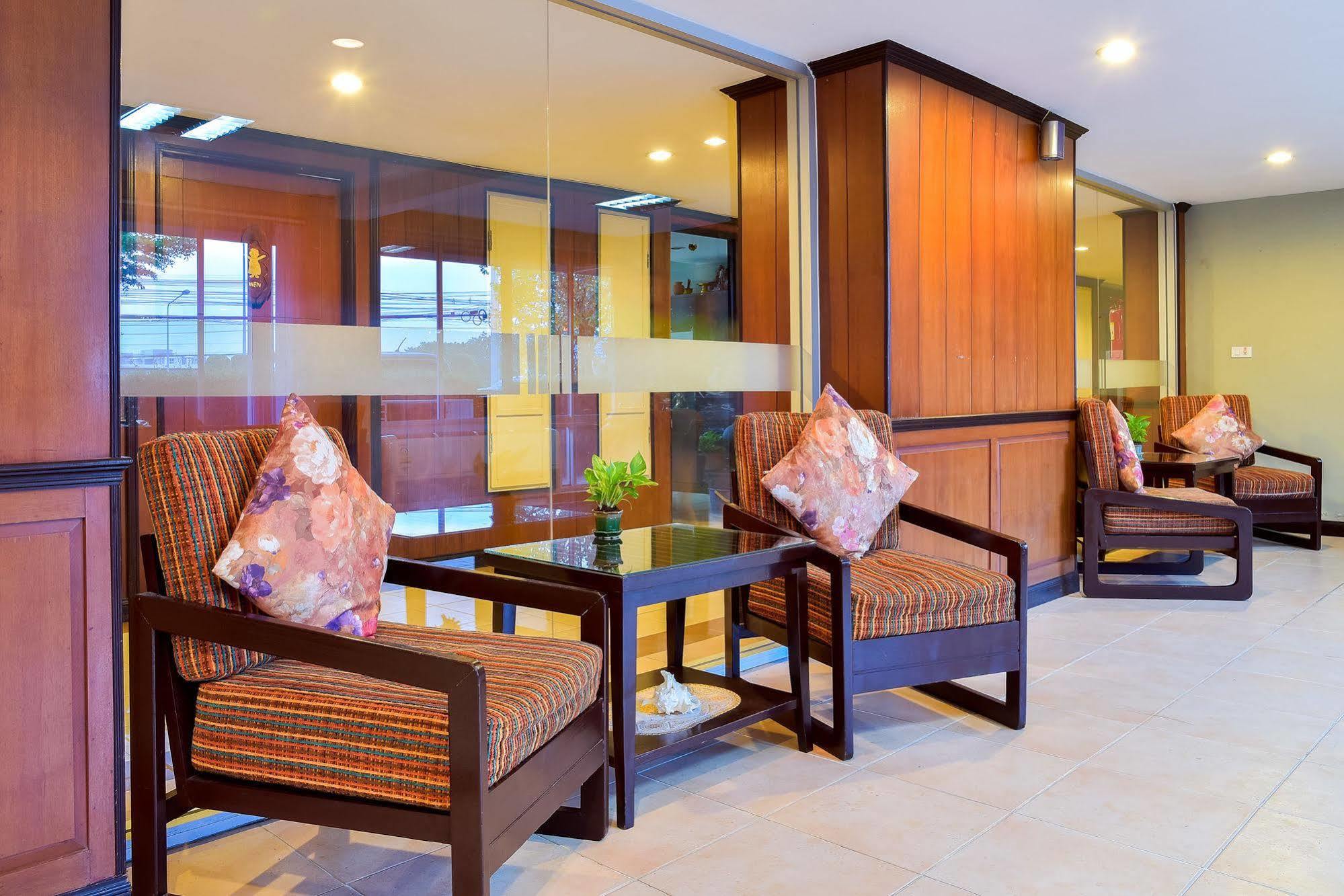 Season Palace Huahin Hotel Cha-Am Bagian luar foto